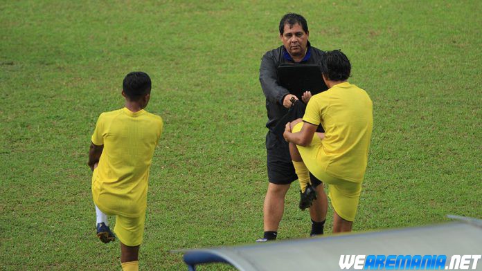 Liga 1 2020 Digelar Februari-Juli 2021, Carlos Oliveira Senang