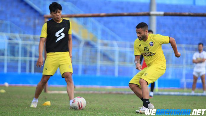 Sarankan Arema Seleksi Pemain Asing Langsung, Bukan Cari Lewat Youtube