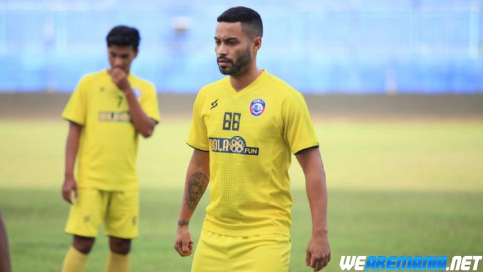Bruno Smith Dalam Perjalanan ke Indonesia
