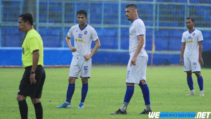 Arema Memilih Pemain Asing Tak Cukup Lewat Video