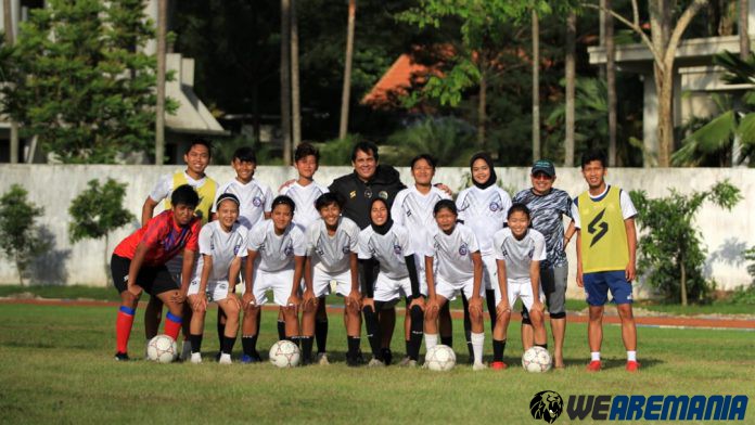 Hadiri Latihan Arema Putri, Carlos Oliveira Ketagihan