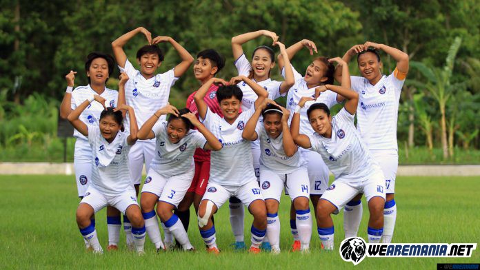 Arema Putri Bawa Pulang Trofi Juara Trofeo dari Yogyakarta