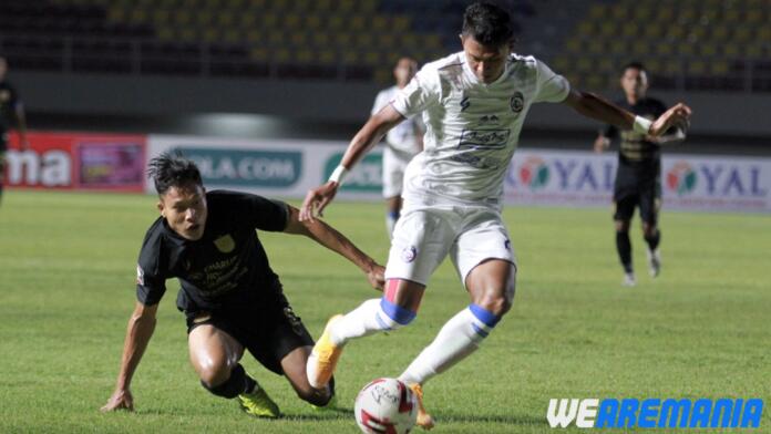 Eduardo Almeida Tak Peduli Rekor Buruk Arema di Stadion Manahan Solo