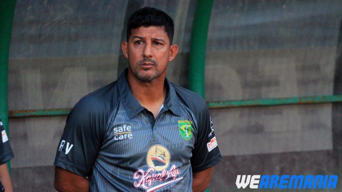 Arema Sudah Kantongi Nama Pengganti Alfredo Vera