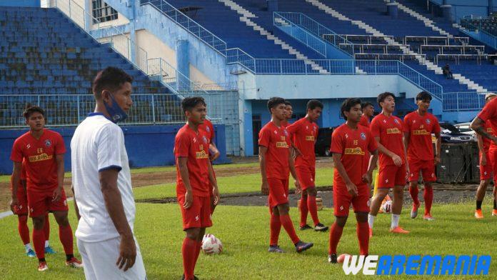 Tuntut Kesadaran Diri Pemain Arema Soal Kondisi Kesehatan