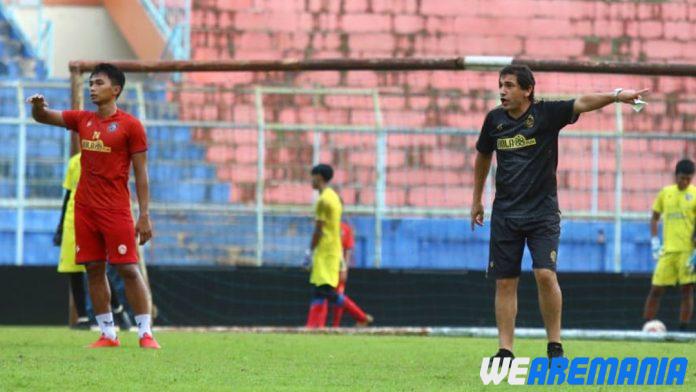 Eduardo Almeida Tak Ingin Banyak Bicara