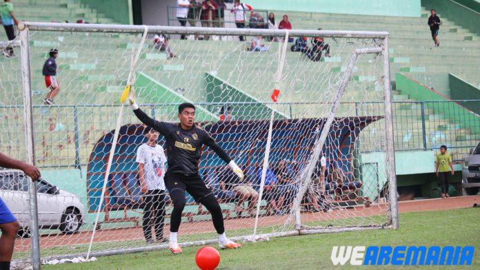 Arema Punya Empat Kiper untuk Liga 1 2021-2022, Sudah Cukup?