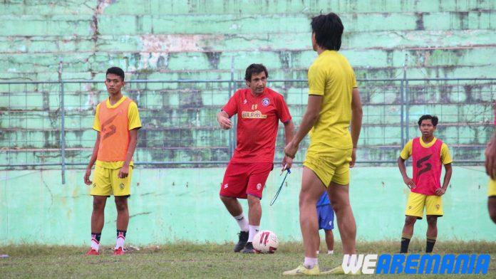 Eduardo Almeida Ingin Arema Bisa Tampil di Kandang di Liga 1 2021-2022