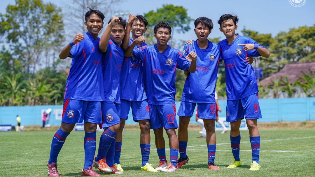Arema Masuk Grup B Dalam Elite Pro Academy 2024-2025 - WEAREMANIA