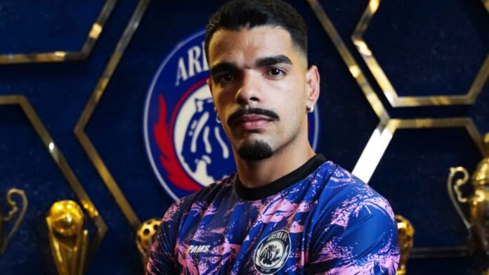 Arema Datangkan Penyerang Sayap Klub Brasil, Marcos Vinicius