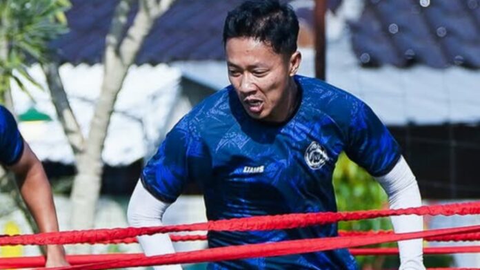 Pernah Angkat Trofi Juara Piala Presiden 4 Kali, Dendi Santoso Bocorkan Tips untuk Debutan Arema